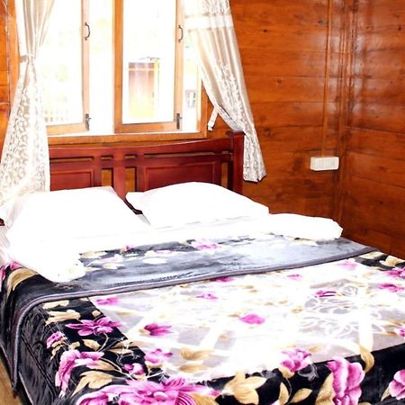 Villa Vicky Wood House Ooty Exterior foto