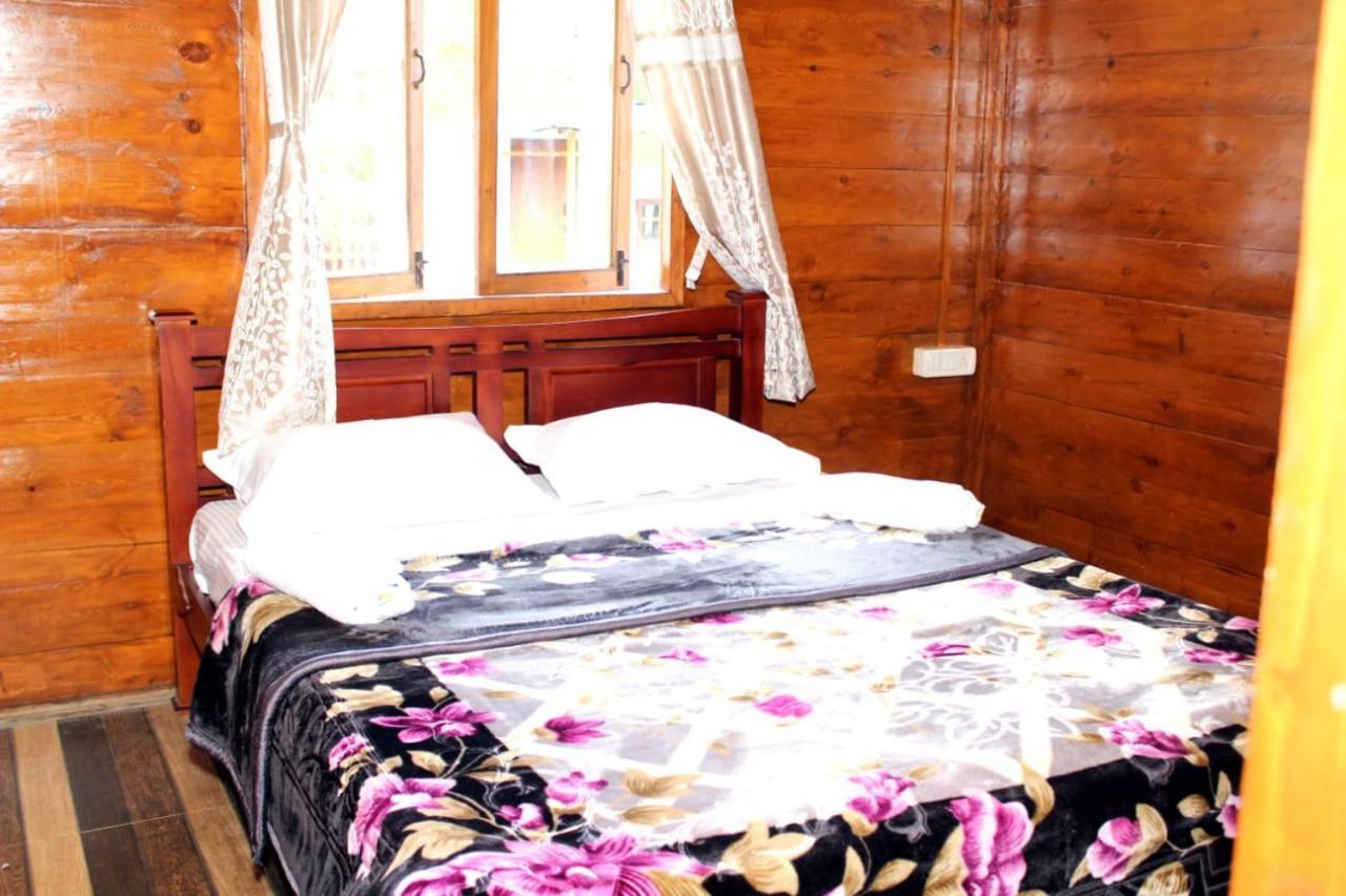 Villa Vicky Wood House Ooty Exterior foto